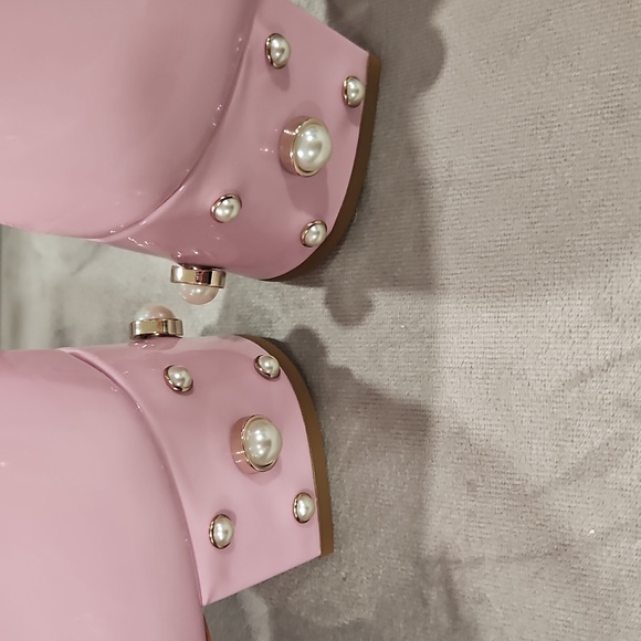 KATE SPADE PINK PATENT LEATHER WITH PEARL ACCENTS - Picture 4 of 5